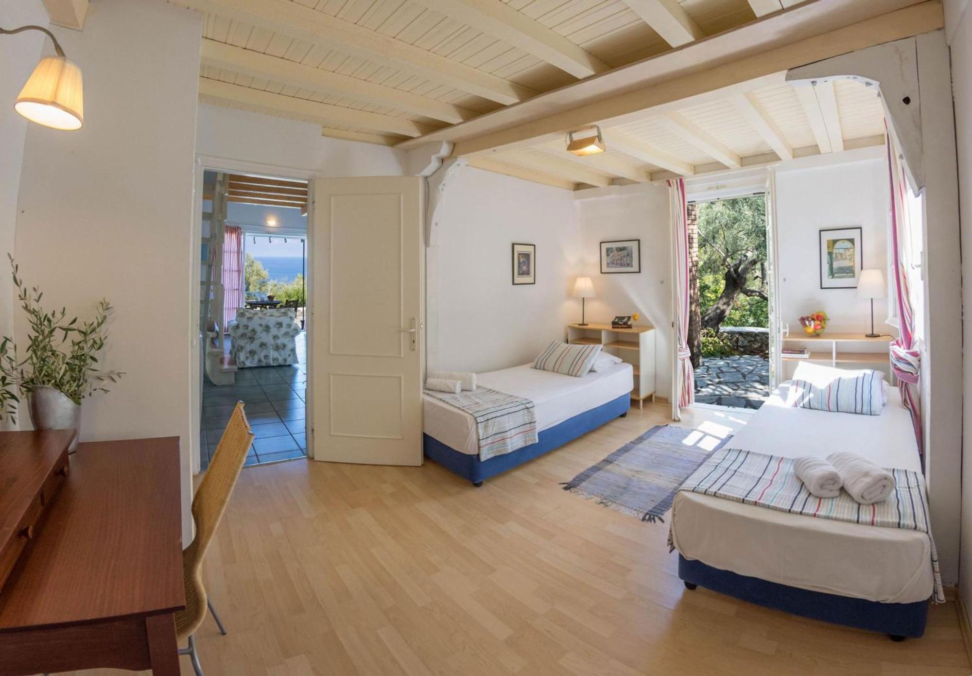 Agios Nikitas Villas Eksteriør billede