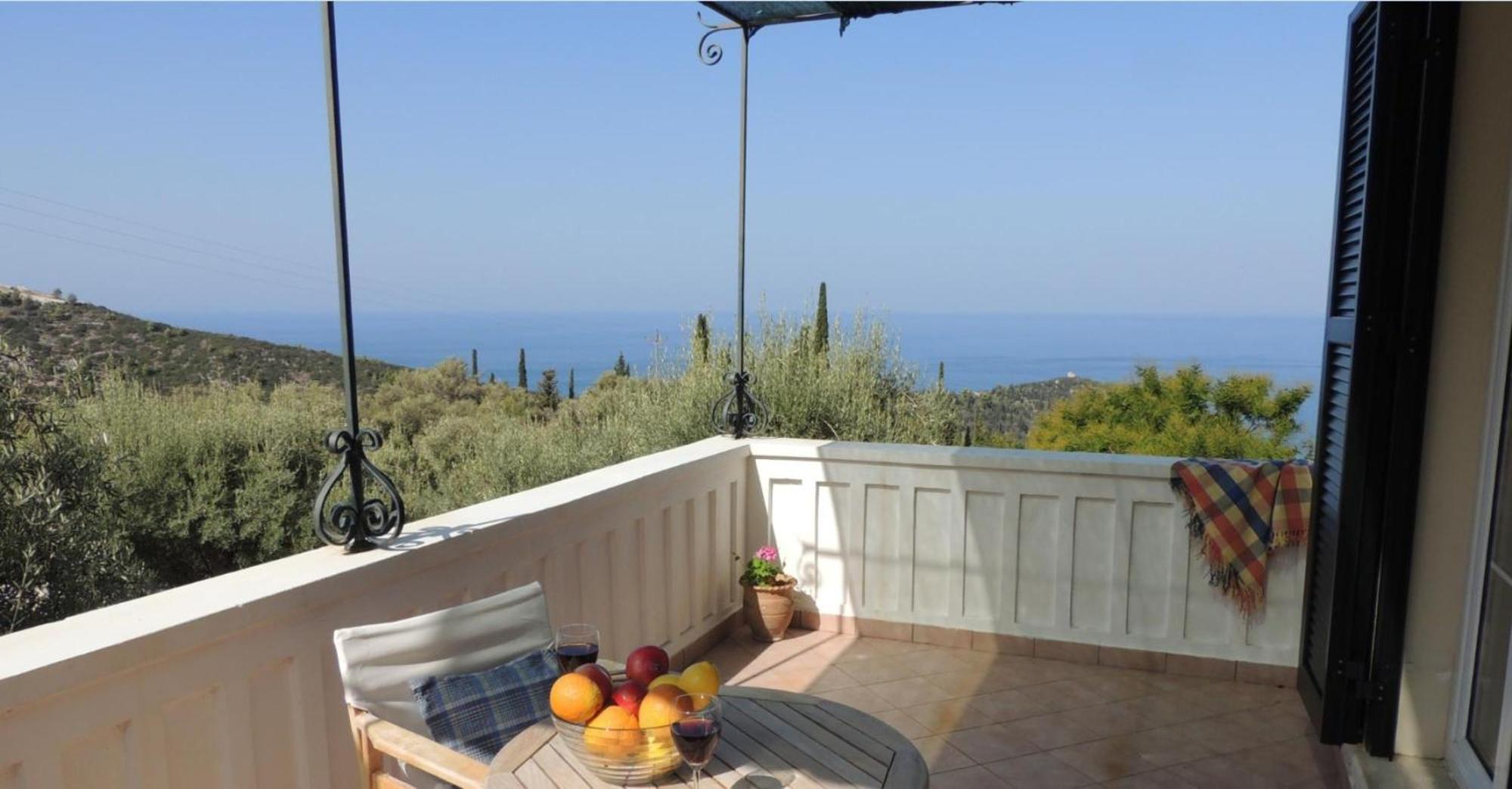 Agios Nikitas Villas Eksteriør billede