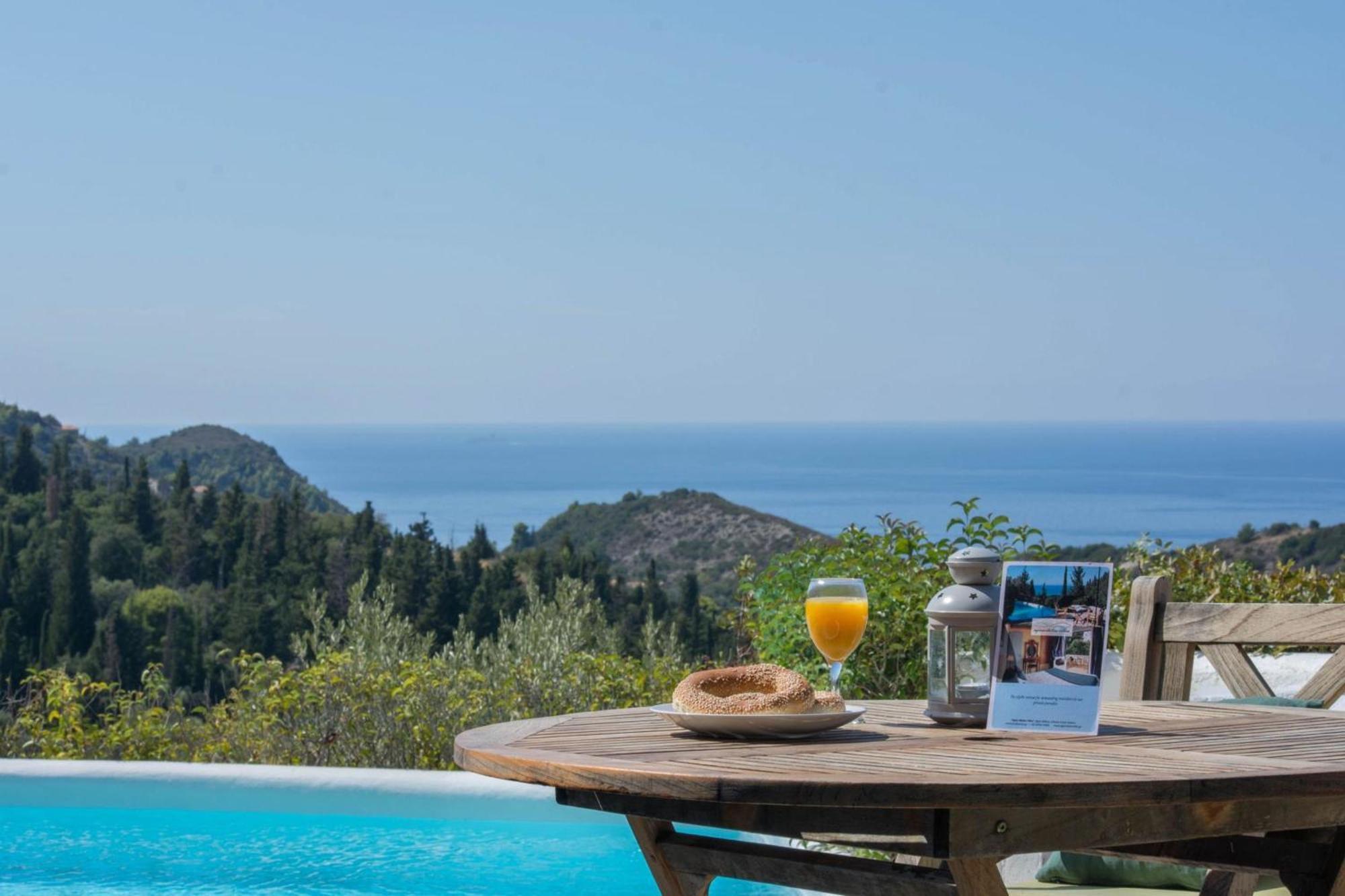Agios Nikitas Villas Eksteriør billede